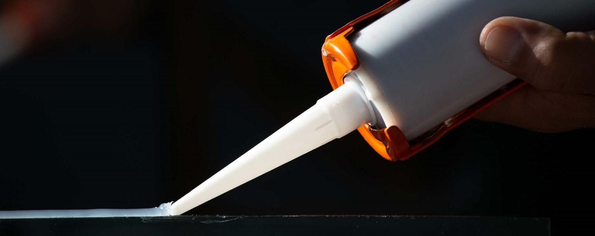 Adhesives in Healthcare: Pioneering Innovations in Medical Device Manufacturing