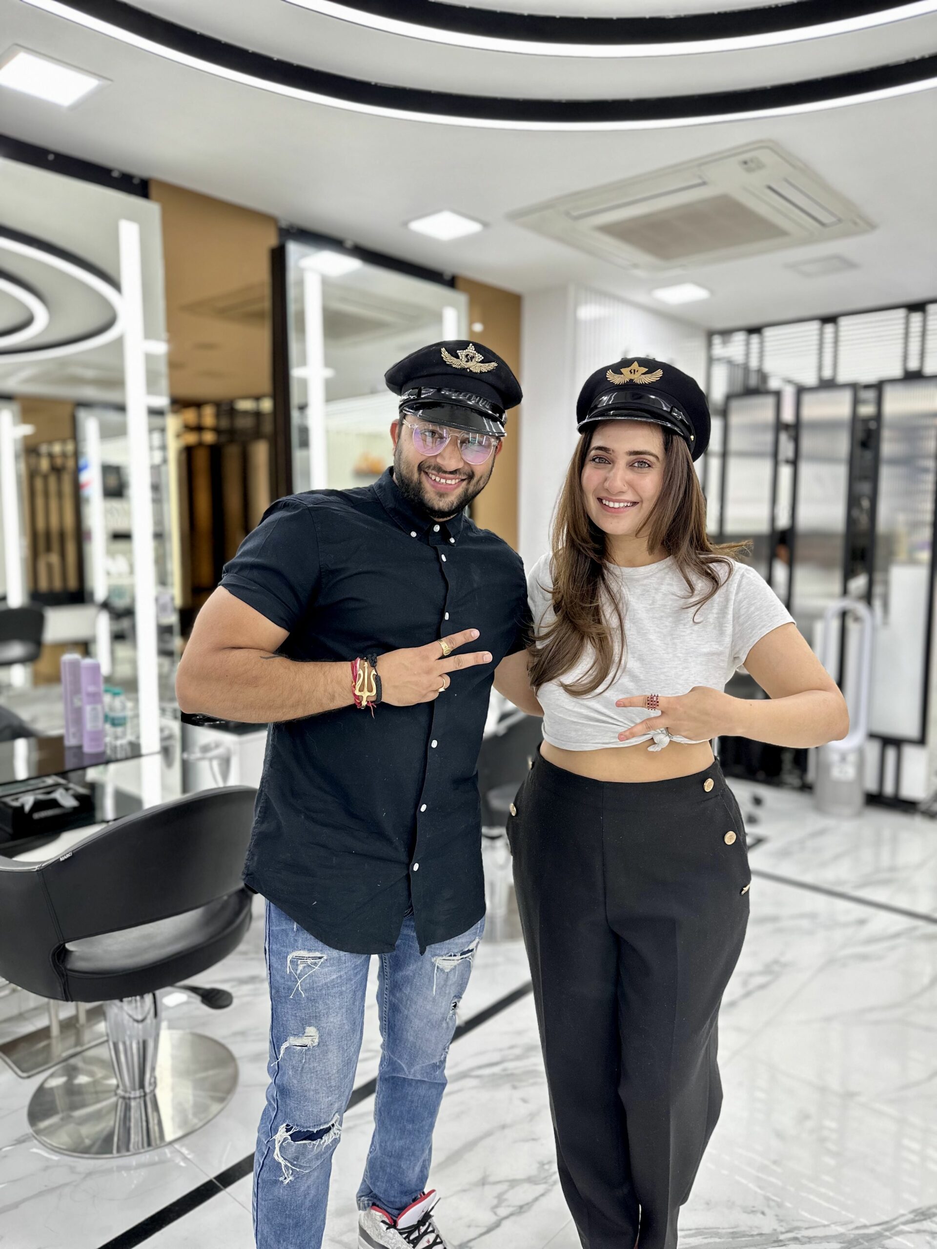 Sunnyhairport: Revolutionizing the Hair Salon Industry with Innovative Techniques and Celebrity Clients