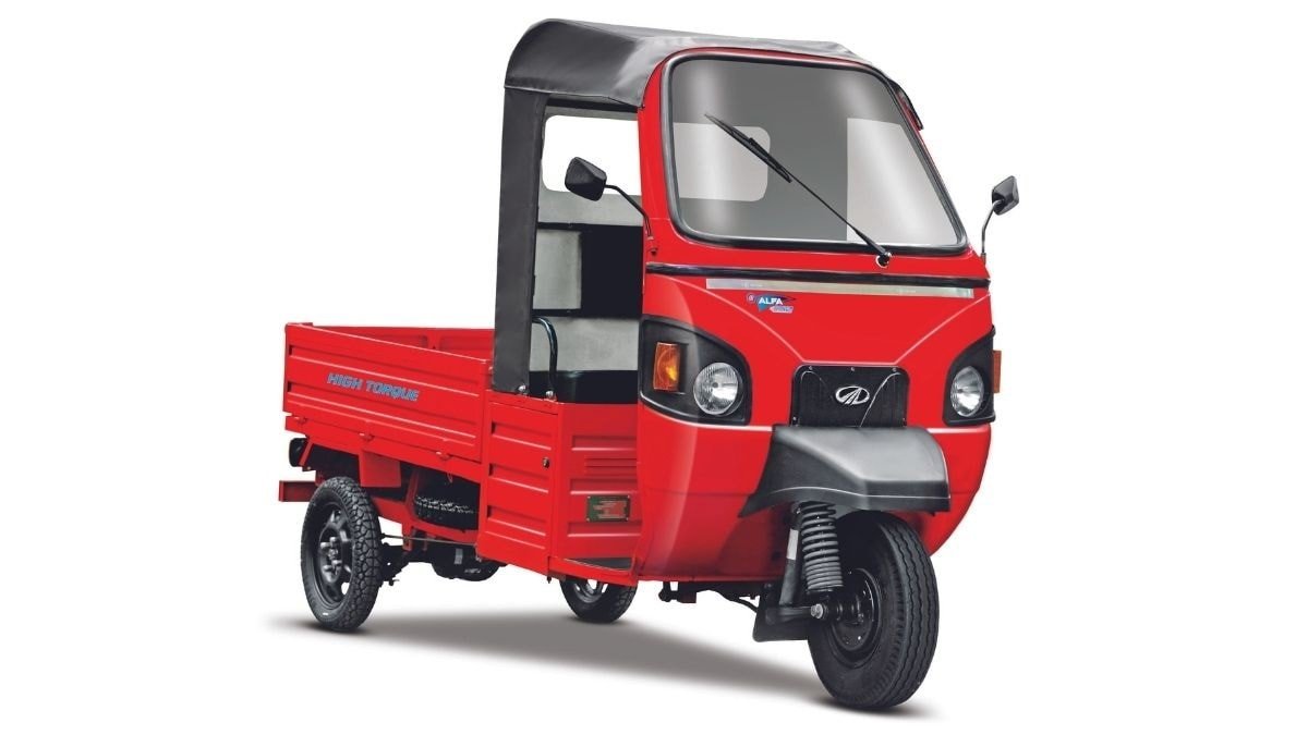 SLMG Beverages accelerates its journey towards a greener future with an investment of Rs 100 crore to expand its EV fleet from 2000 to 5000 electric vehicles by 2024