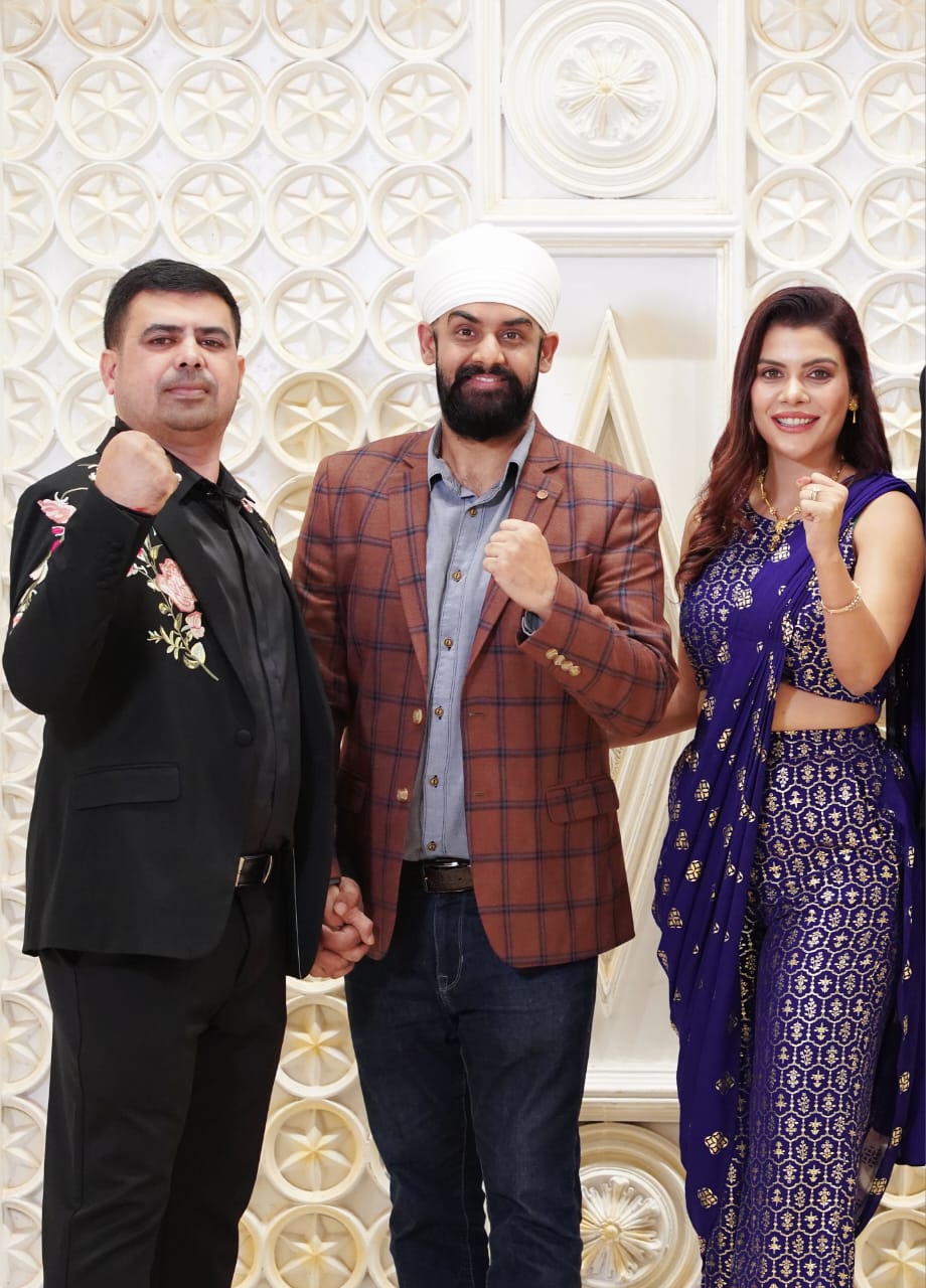 Success party of Bollywood Dreamz in the presence of Sanjay Mishra, new artists get ticket to Bollywood, season 2 announced