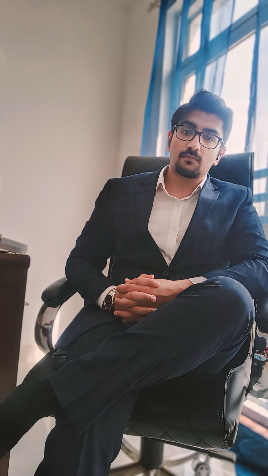 Breeze of Sophistication: PoshBox’s ‘Air Collection’ Sets a New Benchmark for India’s Lightest Formal Wear