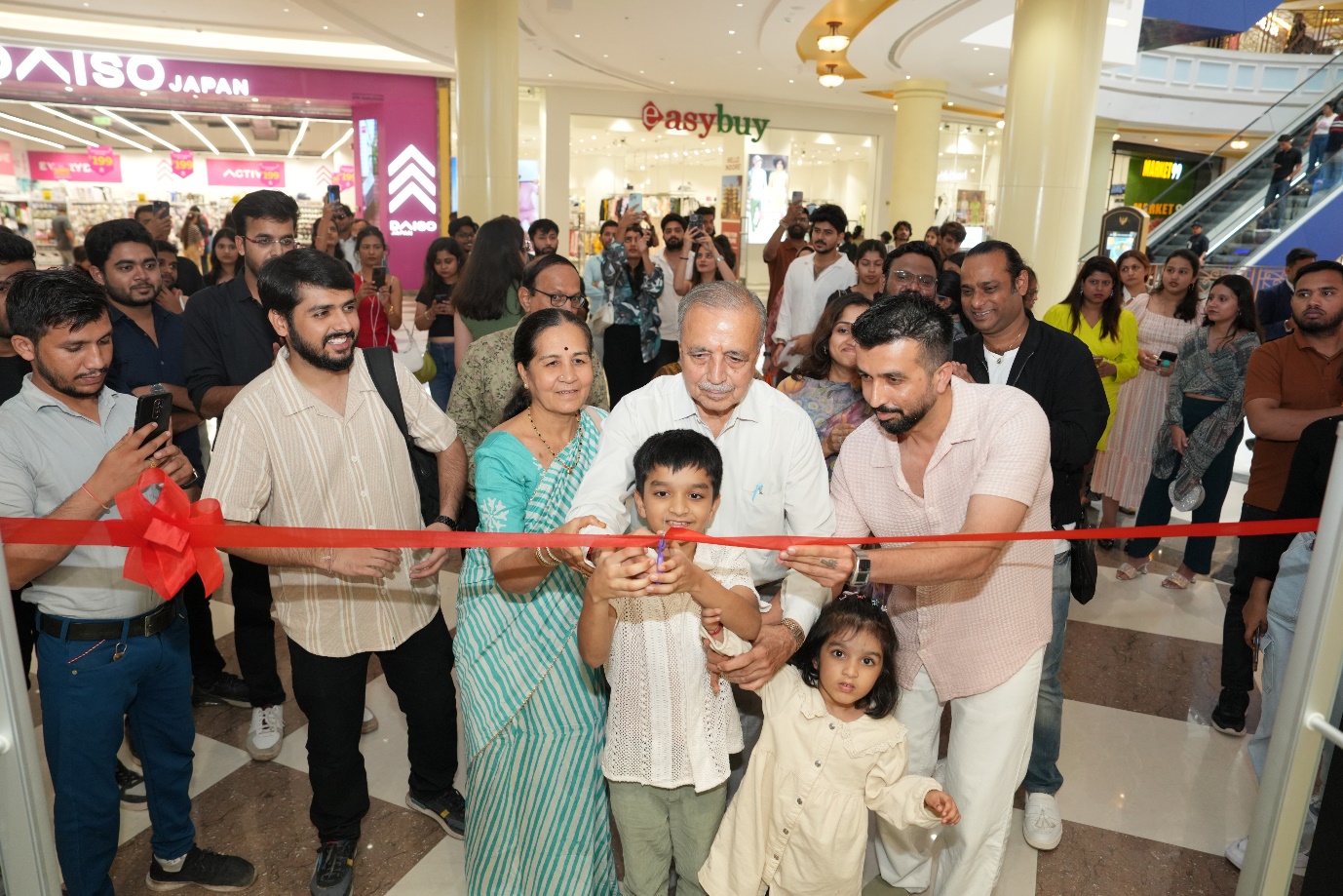 Fastest Growing Men’s Fast Fashion Brand Powerlook Expands Its Footprint In Central India