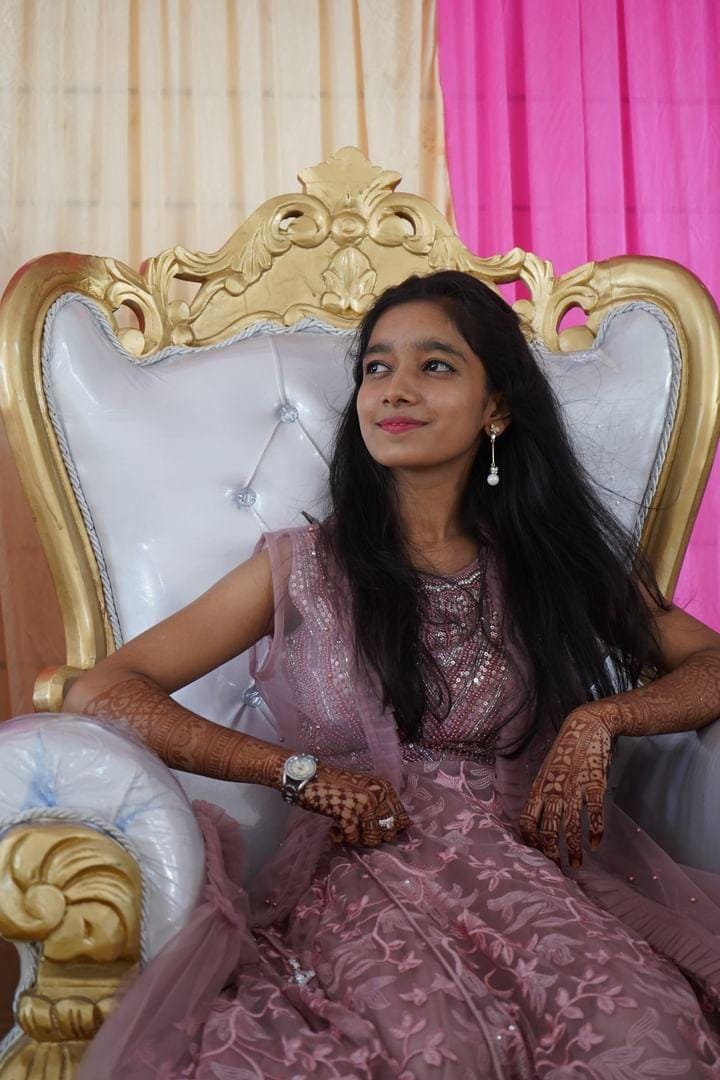 Tanjila Akbar Modhiya’s Dream Takes Flight with Debut Song “Manzoor” Directed by Neeraj Singh