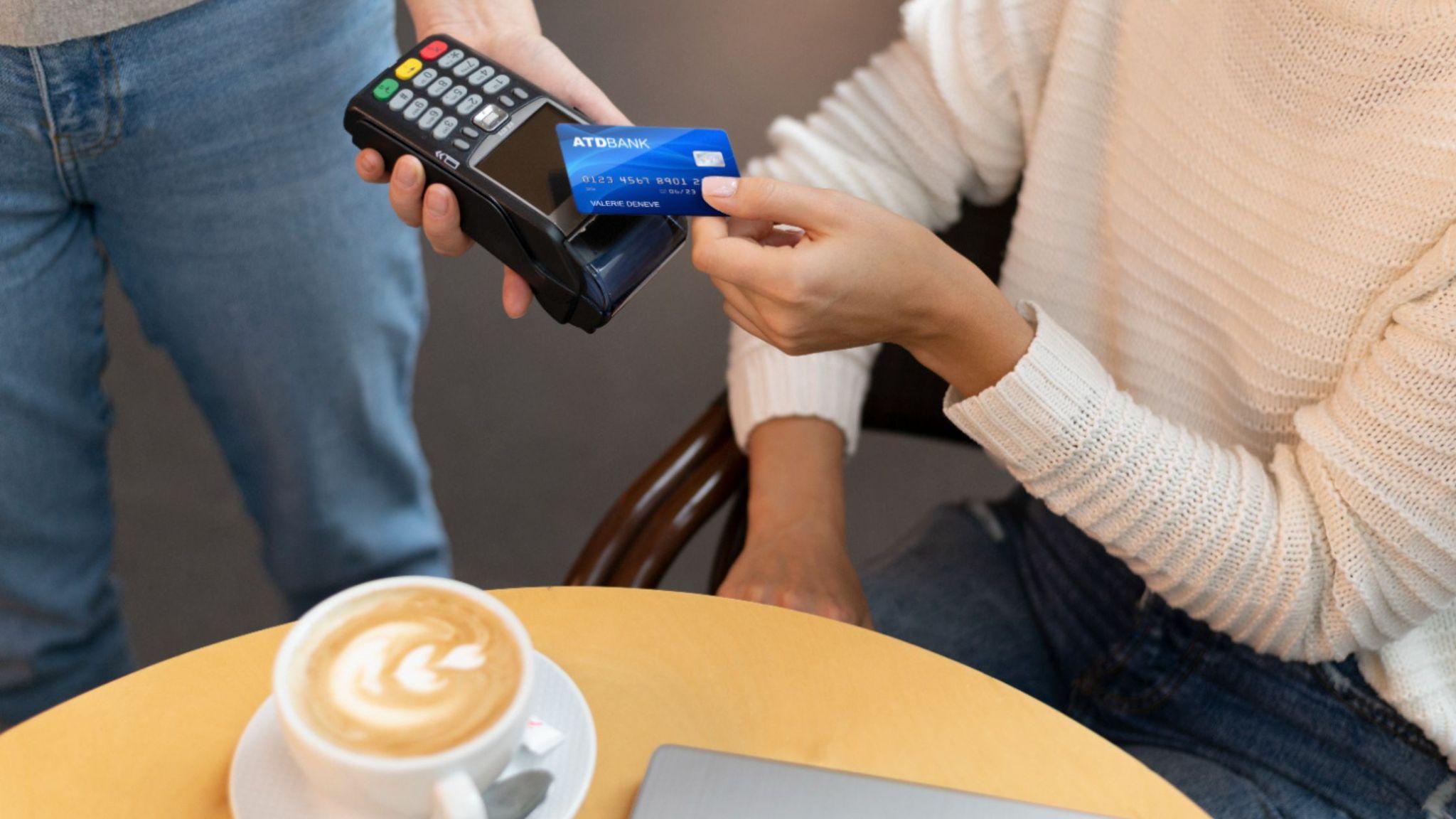 How do lounge access Credit Cards make a difference in travel?