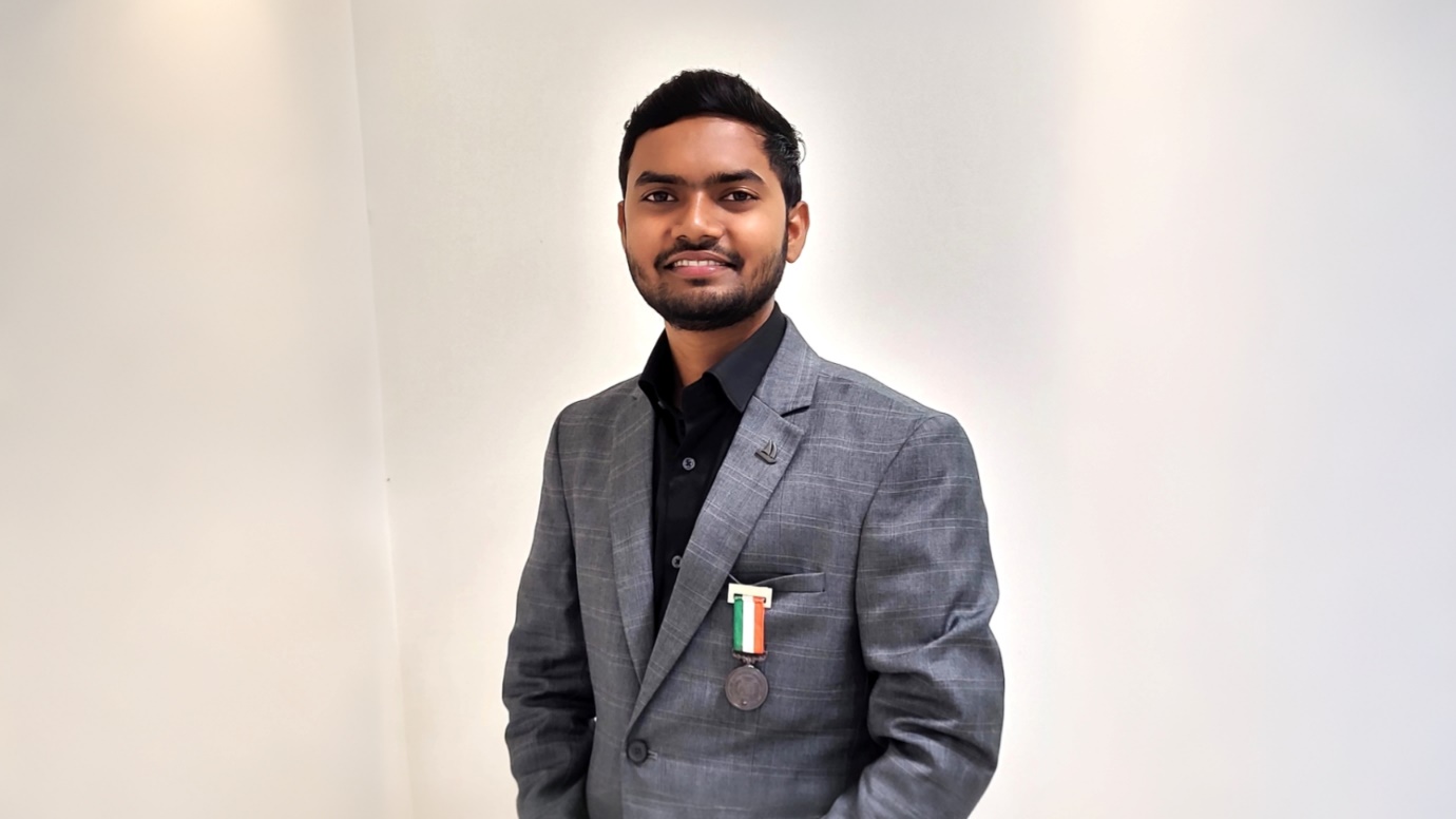 Founder of Abyom SpaceTech and Defence: Jainul Abedin receive Karmaveer Chakra in the field of rocketry