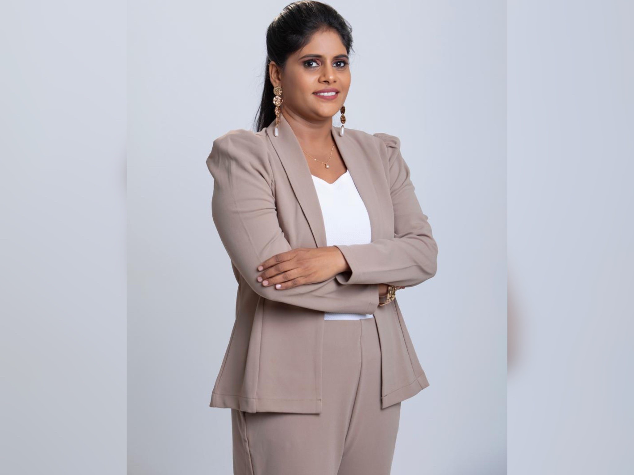 Sathya Maran’s Glimpse & Glamm to Launch International Beauty Products