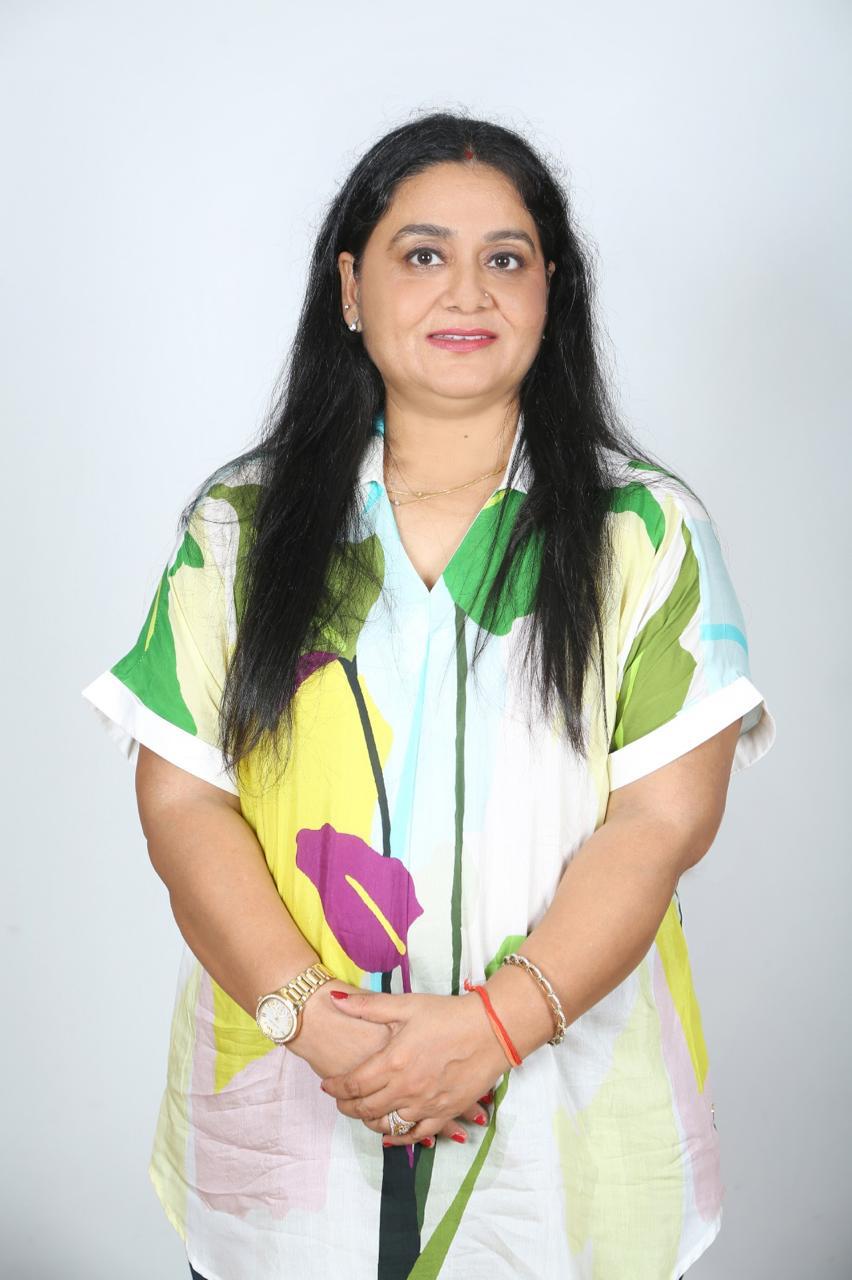 Fostering Independence Without Breaking the Bond: A Modern Parenting Dilemma By Rakhi Khanduja – Certified Parent Coach, Delhi