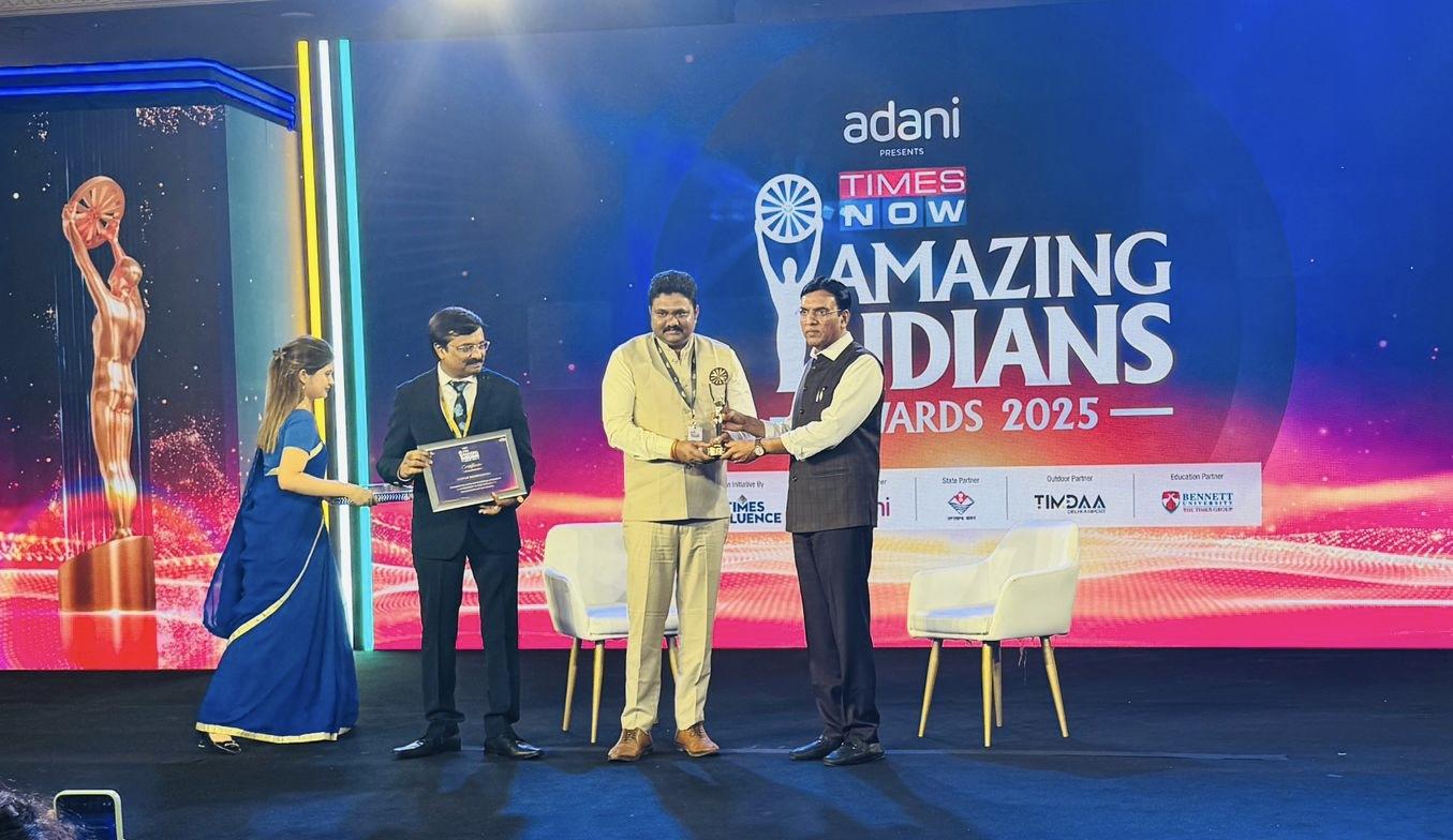 Oxygen Man of India: Deepak Vishwakarma Wins Times Now Amazing Indians Award 2025 for Environment and Sustainability
