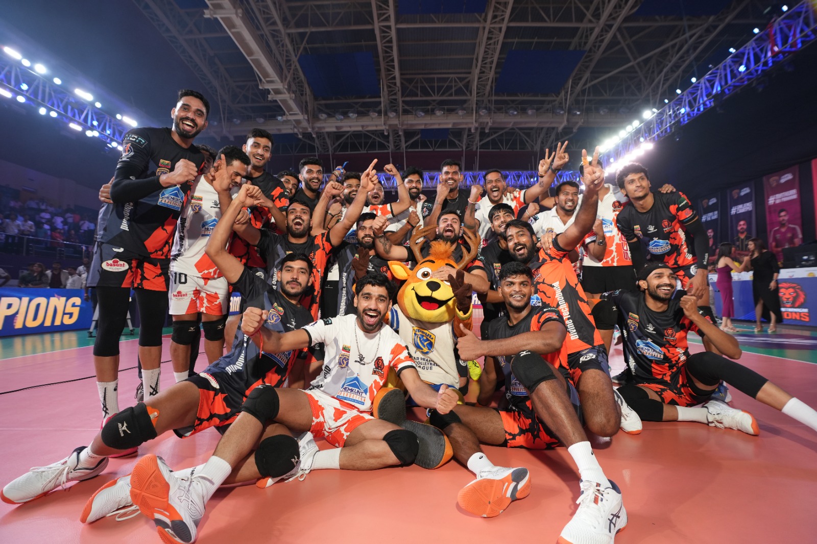 Muzaffarnagar Lions Crowned Champions of UPPVL Season 1