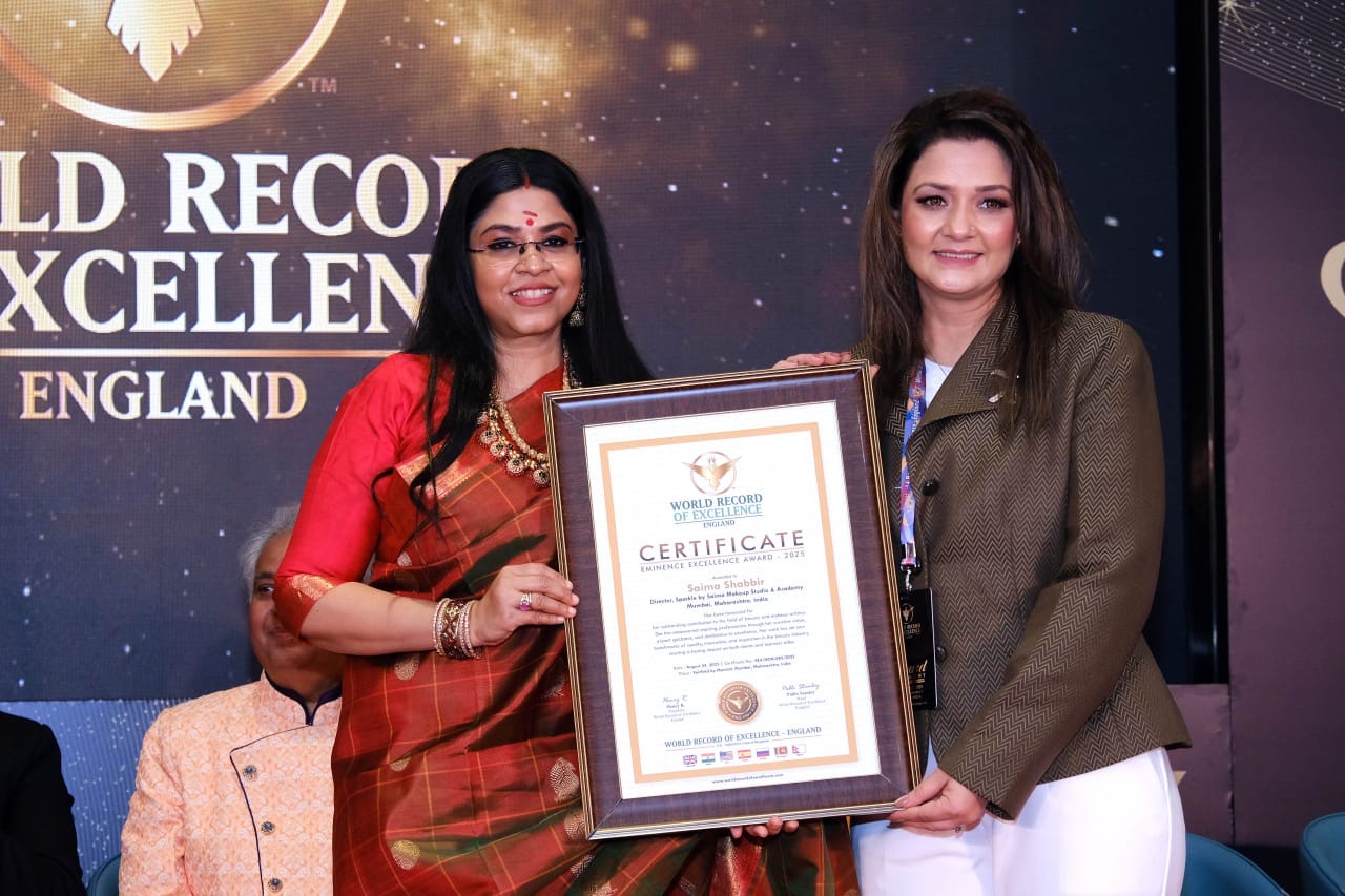 Dr. Sohini Sastri Felicitates 65 Eminent Personalities at the World Record of Excellence Award Ceremony in Mumbai