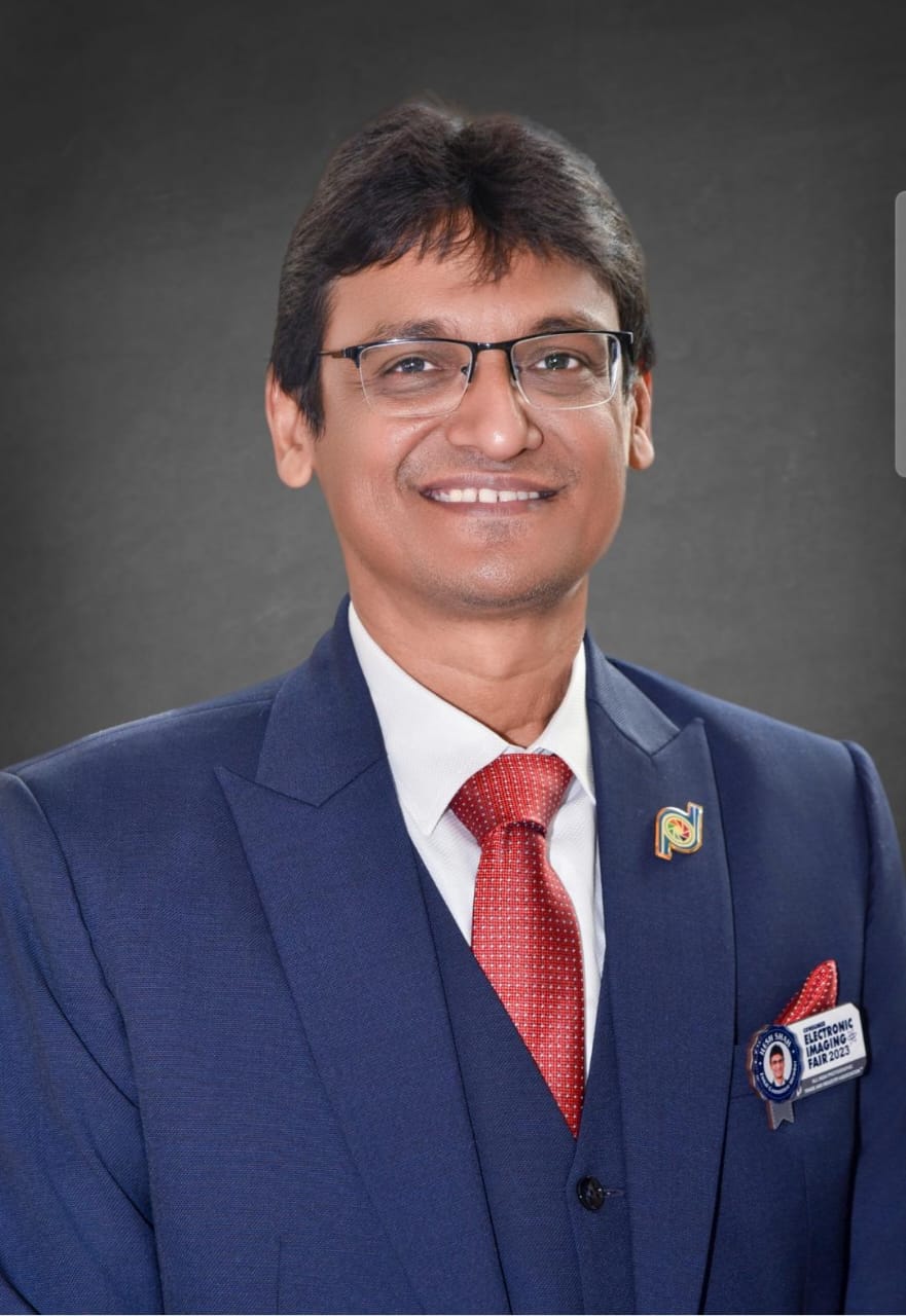 Reimagining First Impressions: Headshots, Portraits & Studio Photography by Ilesh Shah