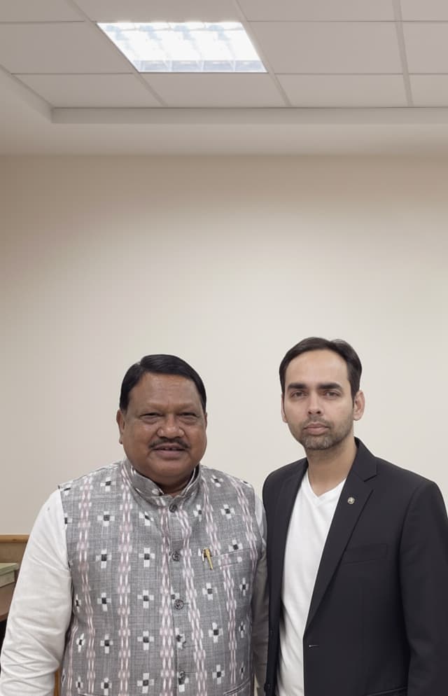 Creative Foundation and Vipin Agnihotri in Talks with Tribal Ministry to Empower Grassroot Education