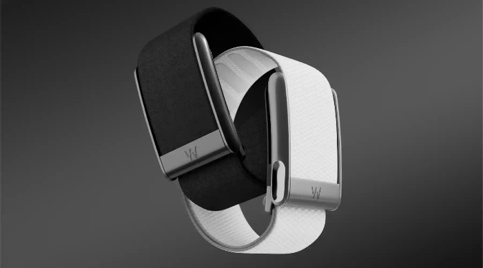 The Super Band That Tells You Exactly When to Sleep, Rest, and Recover.
