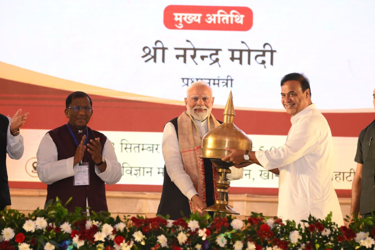 Modi’s ₹18,500-Crore Gift to Assam; Himanta Sarma Says – Assam Will Be the Pillar of Self-Reliant India