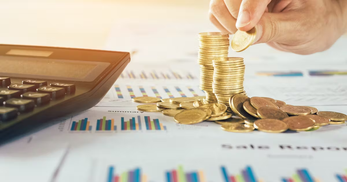 Celebrate Diwali with Ease: Bajaj Finserv Gold Loan Calculator for Instant Loan Estimates