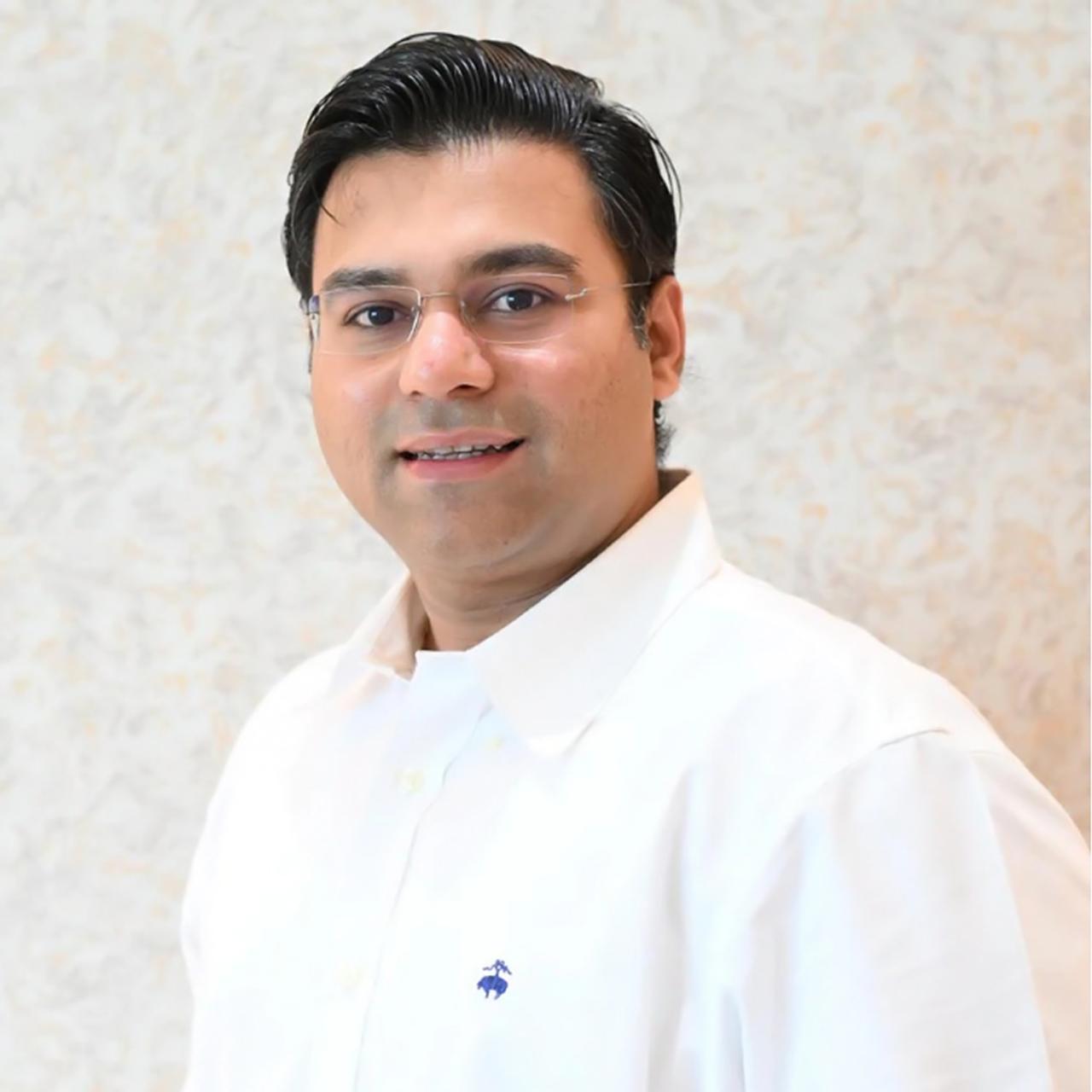 Visionary Diamond Merchant Mr. Golubhai Badalia Ventures into Investment and Entertainment with “Pitch To Get Rich” by the Fashion Entrepreneur Fund