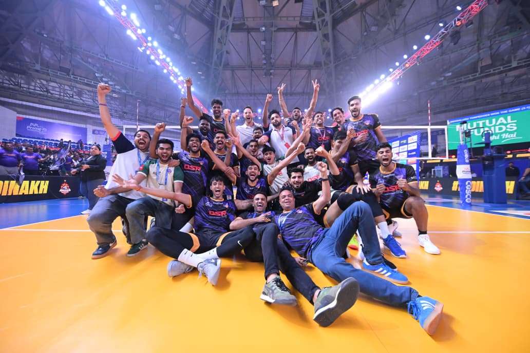 PVL 2025 Season 4 (Match 37): Bengaluru Torpedoes overpower Ahmedabad Defenders to seal Final berth against Mumbai Meteors
