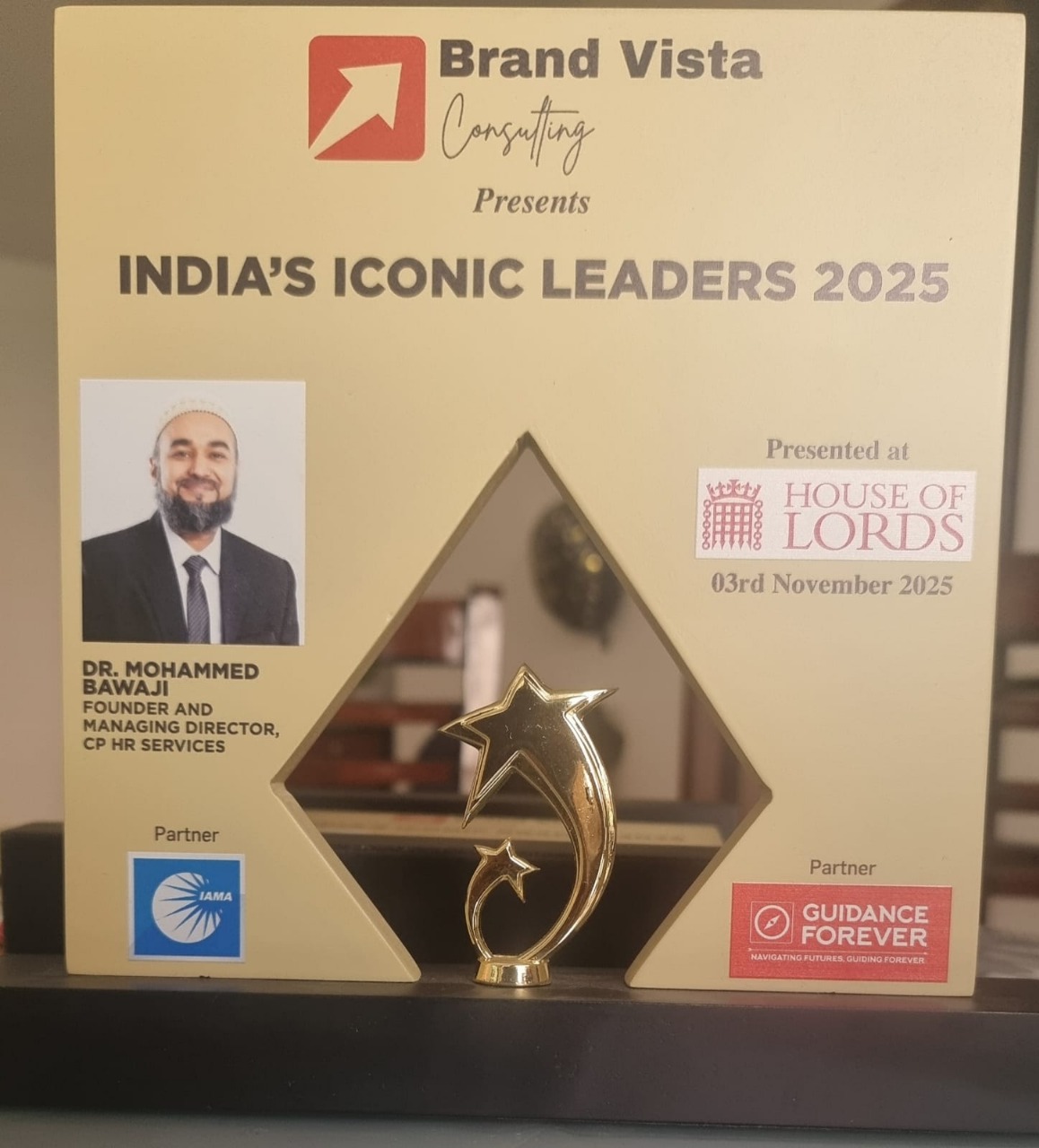 Dr. Mohammed Bawaji Receives International Leadership Award for HR  at the House of Lords