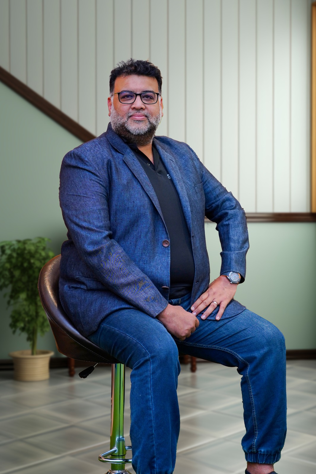 Handpickd Unveils a Dual-View App Interface, Enters Dairy with Preservatives-Free Promise,